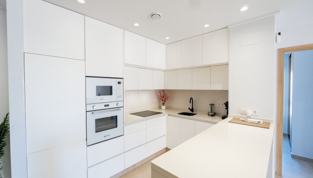 Resale - Apartment - Guardamar del Segura - El Raso