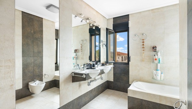 Resale - Detached Villa - Alicante - Rebolledo