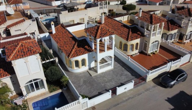 Перепродажа - отдельная вилла - Algorfa