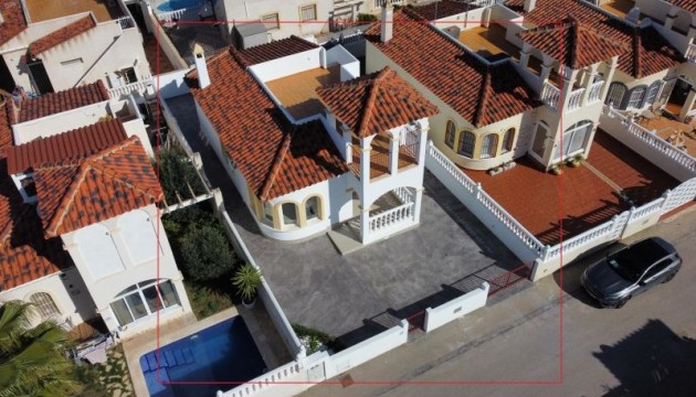 Перепродажа - отдельная вилла - Algorfa