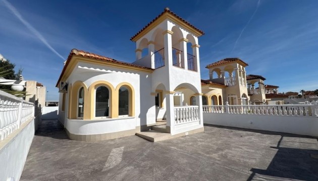 Перепродажа - отдельная вилла - Algorfa