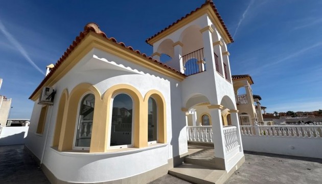 Перепродажа - отдельная вилла - Algorfa