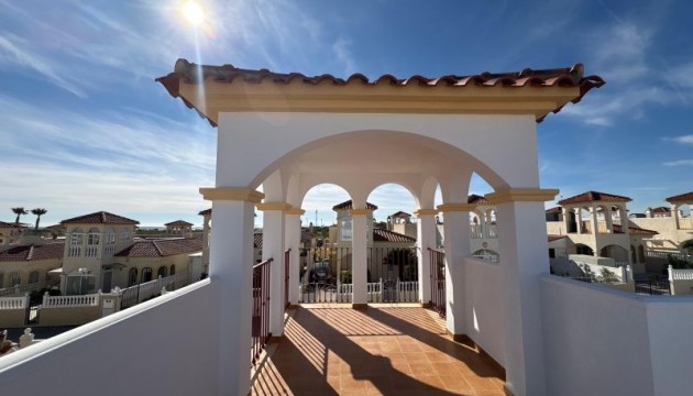 Перепродажа - отдельная вилла - Algorfa