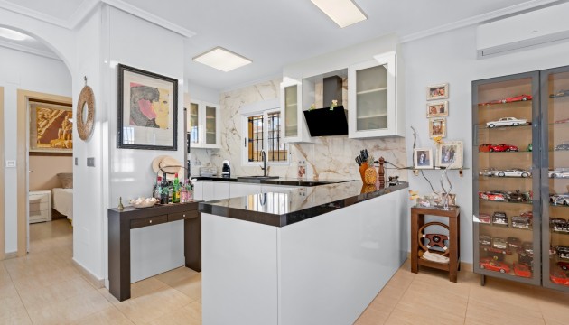 Resale - Detached Villa - Guardamar del Segura - El Raso