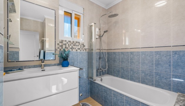 Resale - Detached Villa - Guardamar del Segura - El Raso