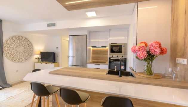 Resale - Apartment - Torrevieja - Punta Prima