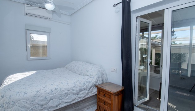 Resale - Apartment - Torrevieja - Torrelamata - La Mata