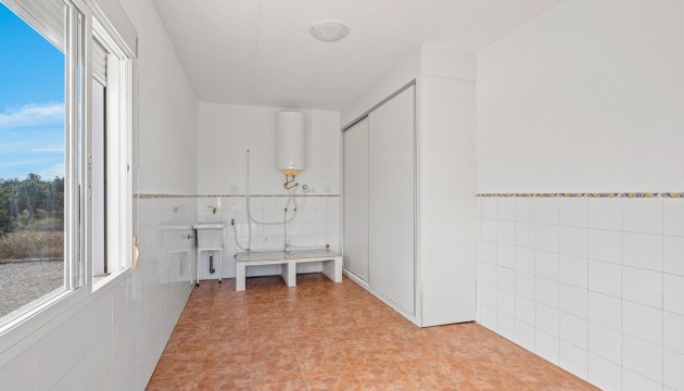 Перепродажа - деревенский дом - Dolores