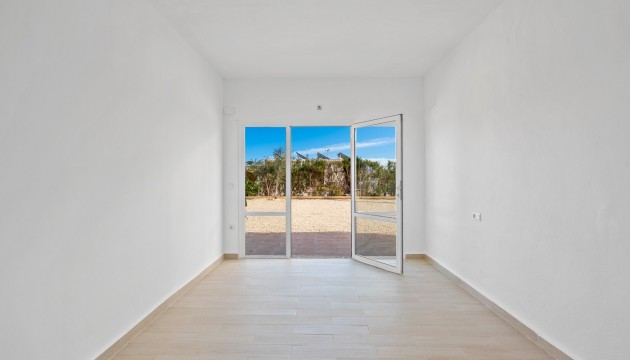 Перепродажа - деревенский дом - Dolores