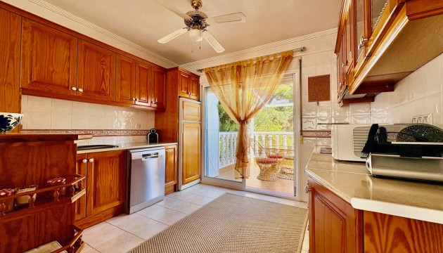 Resale - Detached Villa - Orihuela Costa - Villamartín