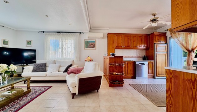 Resale - Detached Villa - Orihuela Costa - Villamartín
