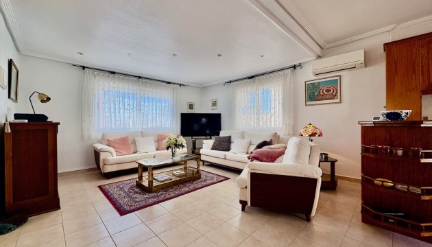 Resale - Detached Villa - Orihuela Costa - Villamartín