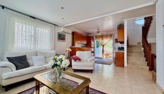 Resale - Detached Villa - Orihuela Costa - Villamartín