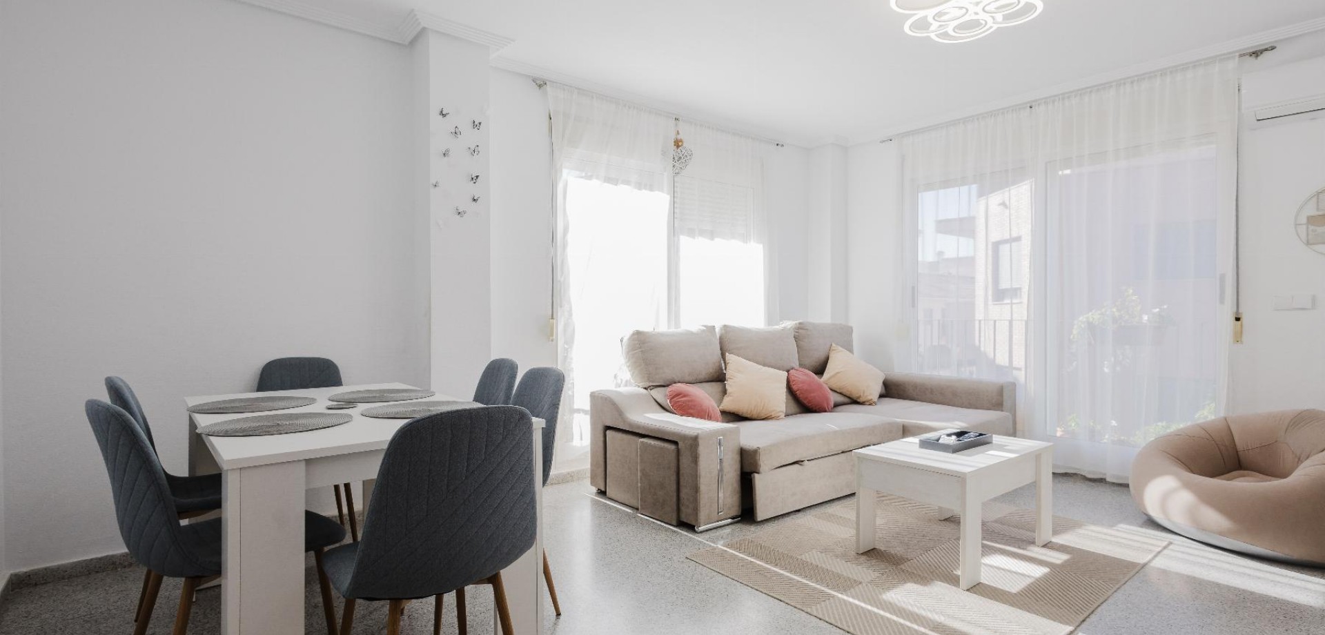 Apartment in San Miguel de Salinas - view 1