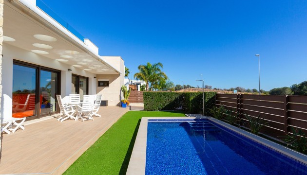 Перепродажа - отдельная вилла - Vistabella Golf