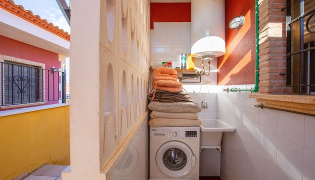 Перепродажа - отдельная вилла - Bigastro