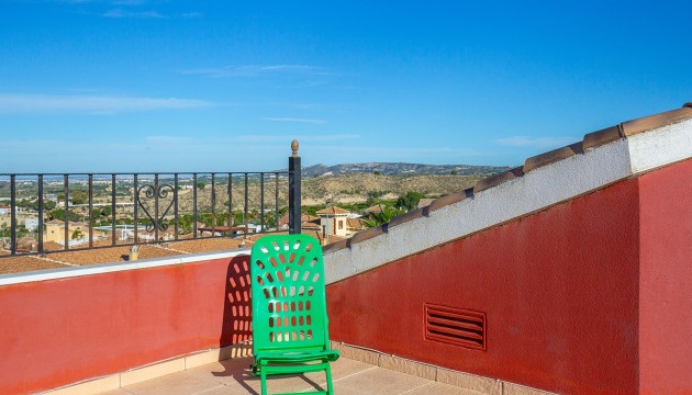 Перепродажа - отдельная вилла - Bigastro