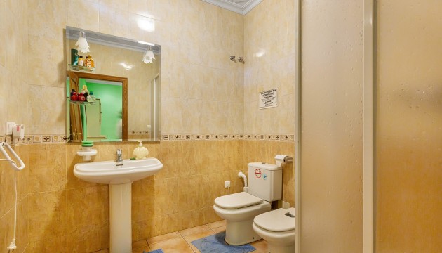 Перепродажа - отдельная вилла - Bigastro