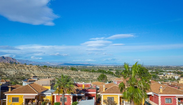 Перепродажа - отдельная вилла - Bigastro