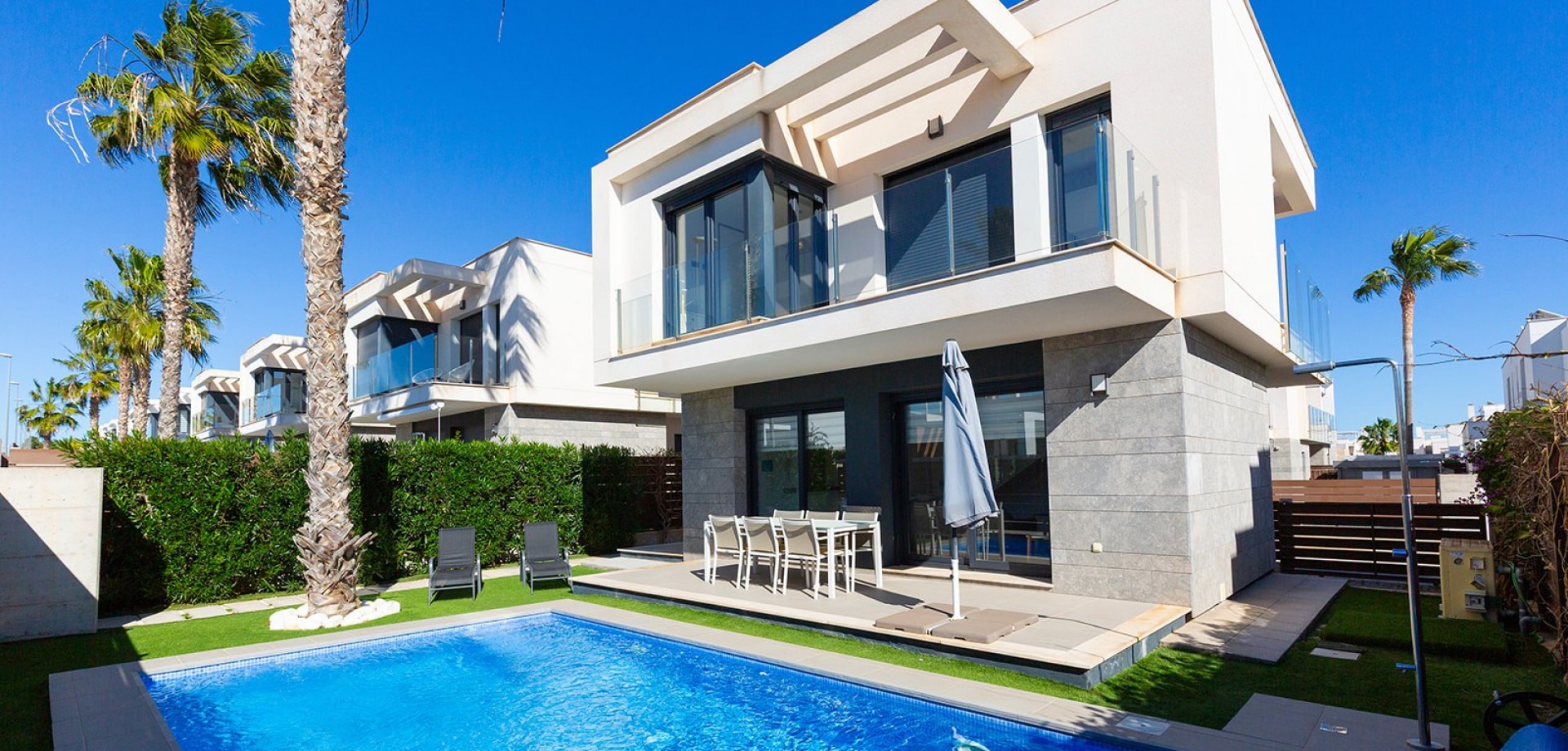 House in La Marquesa - view 1