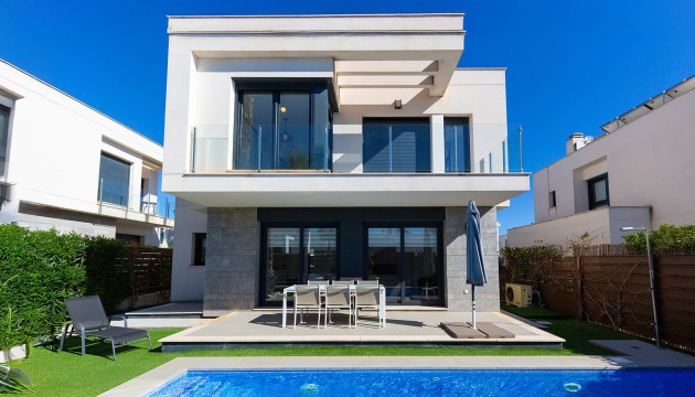 Reventa - Chalet Independiente - Vistabella Golf