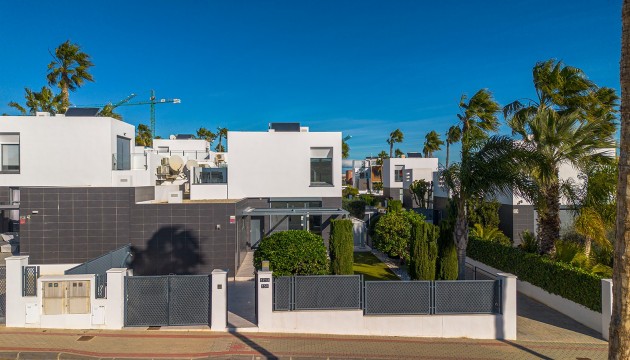 Resale - House - Algorfa - La Finca Golf Resort