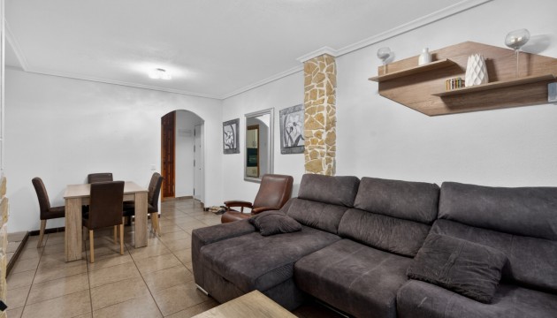 Resale - Apartment - Alicante