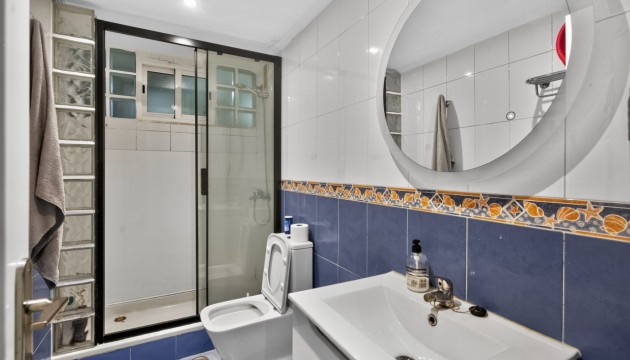 Resale - Apartment - Alicante