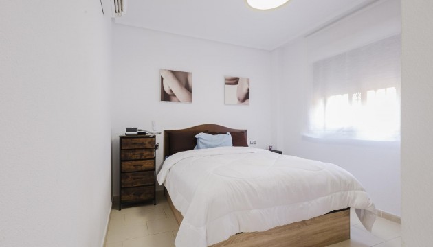 Перепродажа - отдельная вилла - Torrevieja - Nueva Torrevieja - Aguas Nuevas