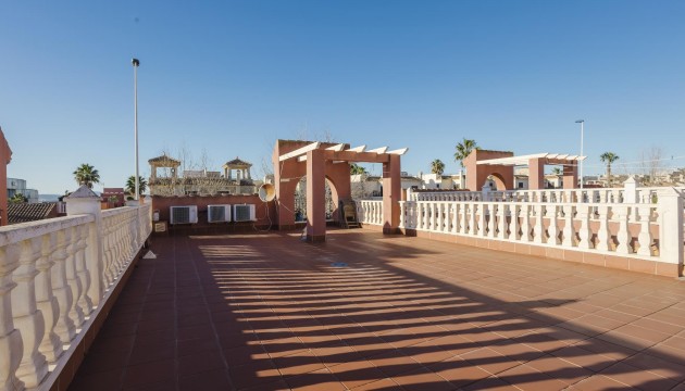 Перепродажа - отдельная вилла - Torrevieja - Nueva Torrevieja - Aguas Nuevas