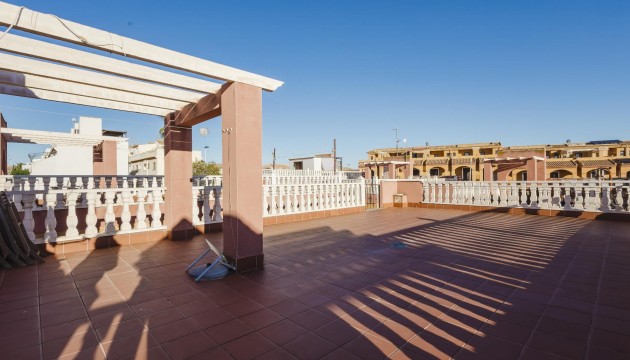 Перепродажа - отдельная вилла - Torrevieja - Nueva Torrevieja - Aguas Nuevas
