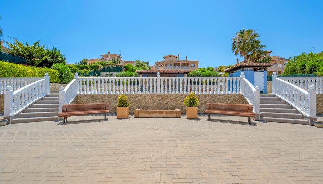 Videresalg - Detached Villa - Algorfa