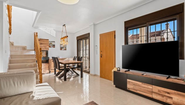 Herverkoop - House - San Miguel de Salinas