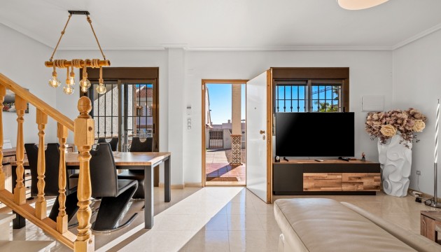 Herverkoop - House - San Miguel de Salinas