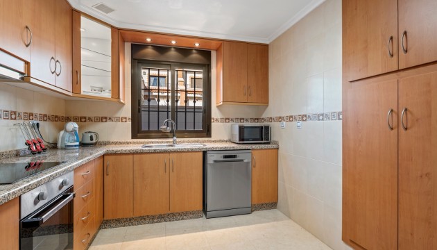 Herverkoop - House - San Miguel de Salinas