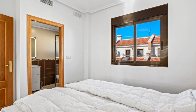 Herverkoop - House - San Miguel de Salinas