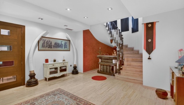 Odsprzedaż - Detached Villa - Santa Pola