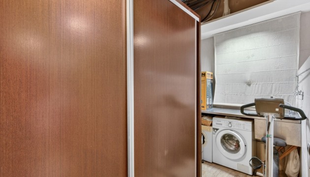 Odsprzedaż - Detached Villa - Santa Pola