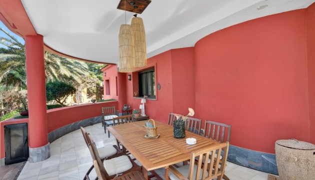 Odsprzedaż - Detached Villa - Santa Pola