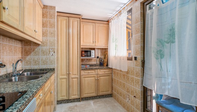 Herverkoop - Apartment - Arenales del Sol - Segunda linea playa