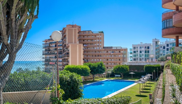 Herverkoop - Apartment - Arenales del Sol - Segunda linea playa
