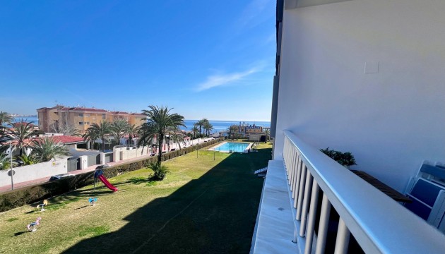 Перепродажа - Квартира - Torrevieja - Punta Prima