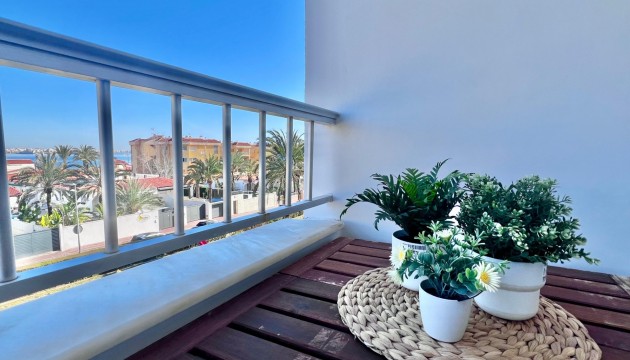 Перепродажа - Квартира - Torrevieja - Punta Prima