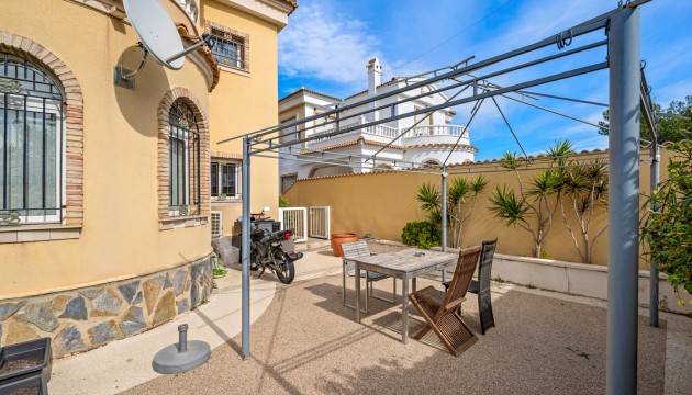 Перепродажа - отдельная вилла - Orihuela Costa - Castillo de Don Juan