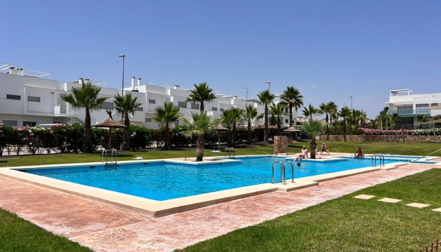 Herverkoop - Apartment - Vistabella Golf