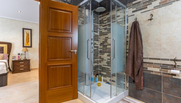 Reventa - Chalet Independiente - Los Montesinos