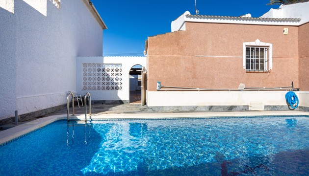 Перепродажа - отдельная вилла - Torrevieja - San Luis