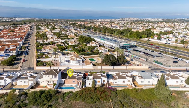 Перепродажа - отдельная вилла - Torrevieja - San Luis