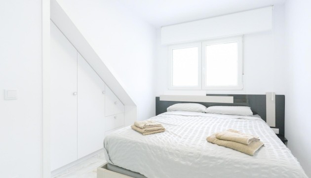 Перепродажа - Таунхаус - Torrevieja - Punta Prima