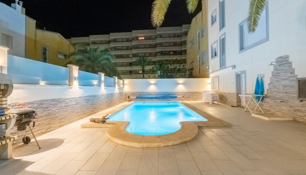 Перепродажа - Таунхаус - Torrevieja - Punta Prima